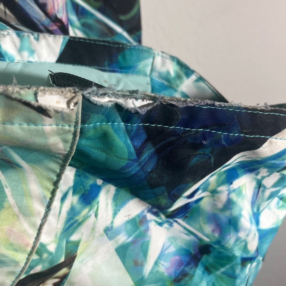 Obermeyer Printed Ski Pants Purple Blue Green girl’s Sz M snow winter outdoor - Picture 6 of 9